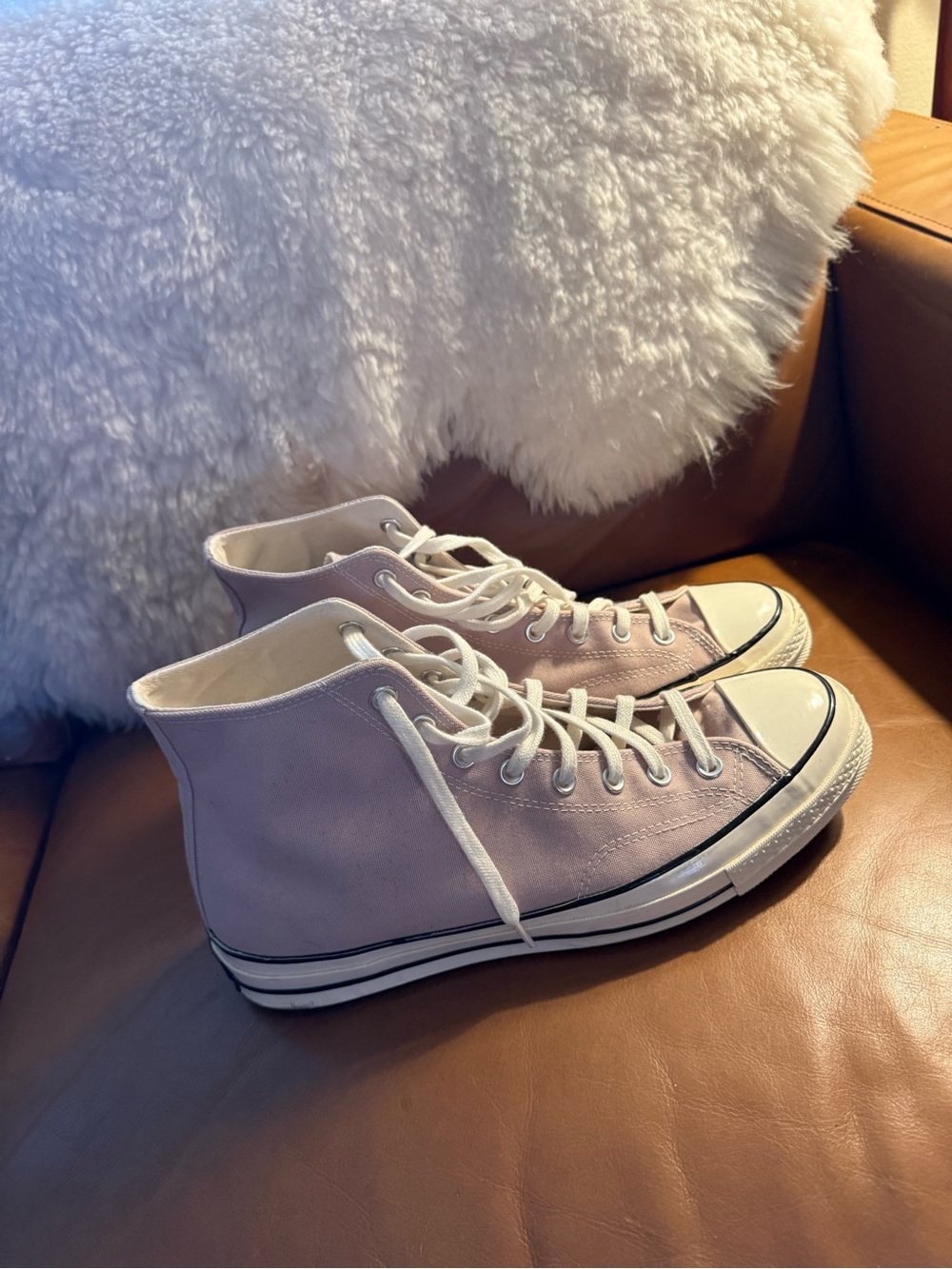 Men's High-Top Canvas Sneakers in Light Lavender